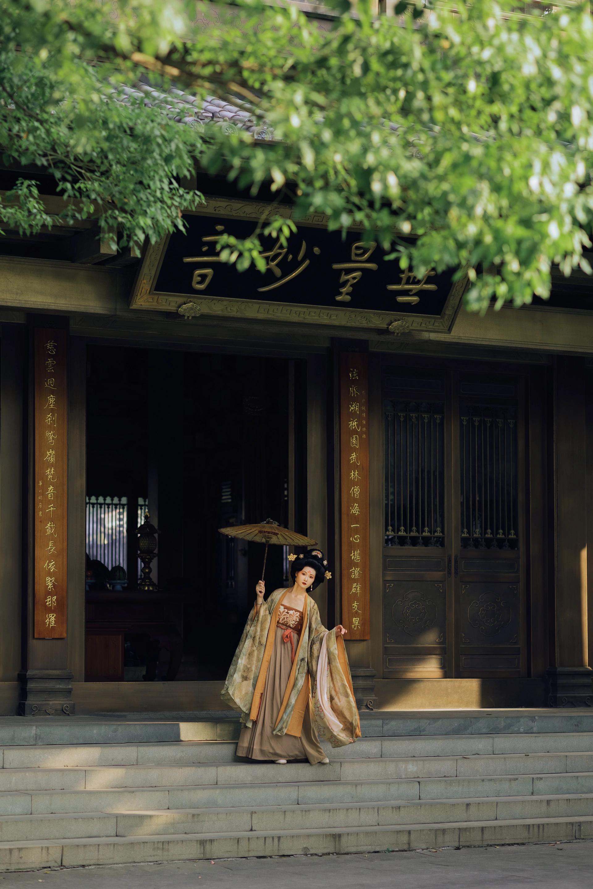 [YITUYU艺图语]2024.12.01 秋谒古寺 是霜泠吖 2