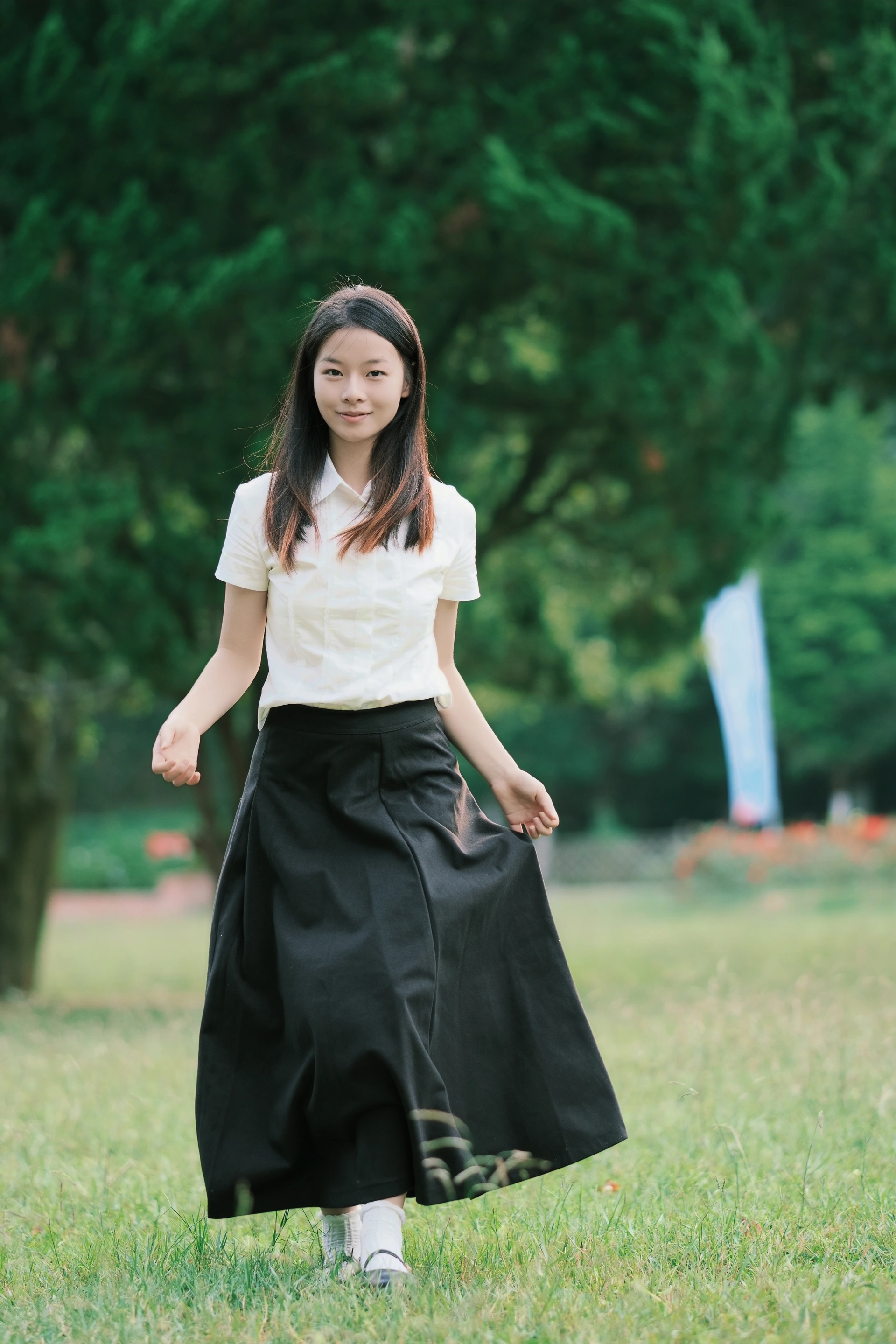 [YITUYU艺图语]2024.12.03 夏日草坪 蝴蝶妹妹 3